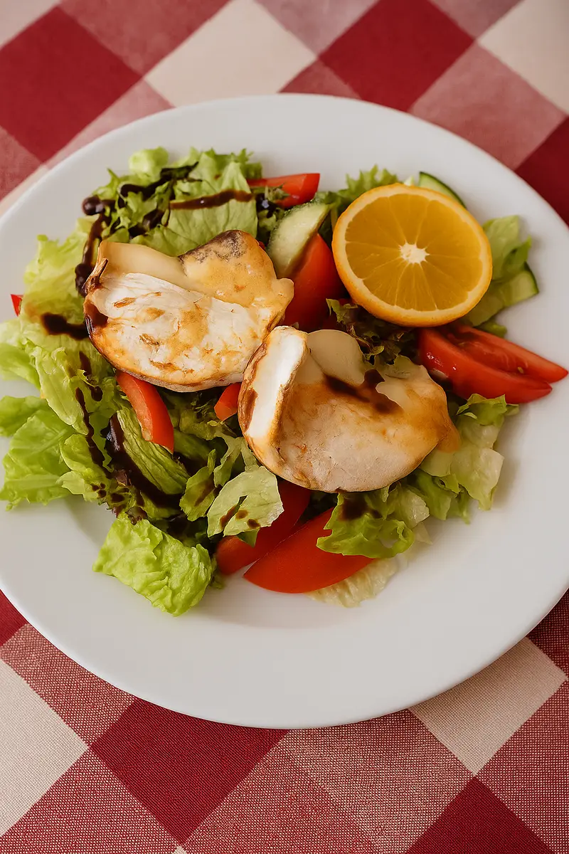 Roston Camembert friss salátával a csepeli lecsó bisztró étlapjáról